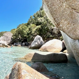 Corsican getaway between sea and wine