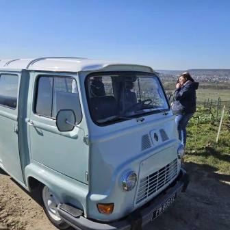 Estafette van ride through the Champagne vineyards