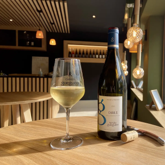 Romantic wine stay in Chablis