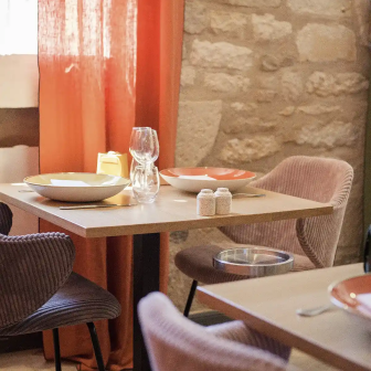 Gourmet dinner in Chablis