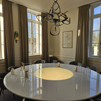 Tasting in the salons of Maison Ruinart