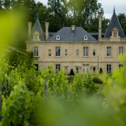 Stay in Margaux and Pauillac