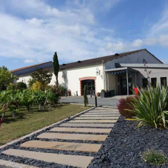 Meet winemakers from the Nantes area