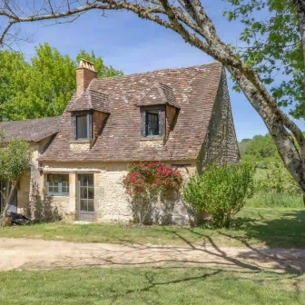 Stay on the Bergerac wine route