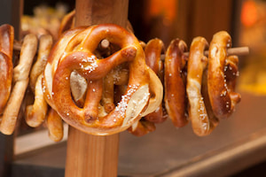 Bretzel, salted or with Gruyère cheese !