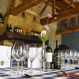 Déjeuner au Château Bouscassé en accord met et vin