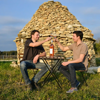 Découverte des vins biologiques de Suze-la Rousse en Vallée du Rhône