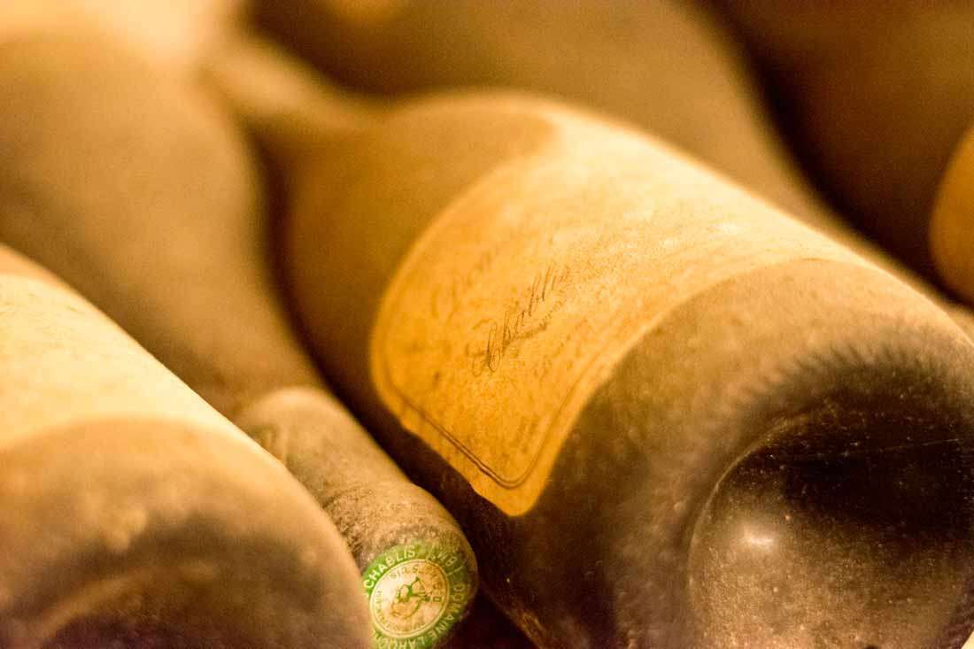 Quelles astuces pour reconnaître un vieux vin ?