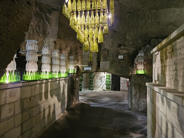 Visite des célèbres Caves Painctes à Chinon