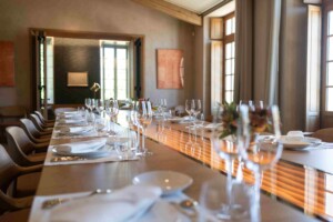 Dîner dans la salle à manger