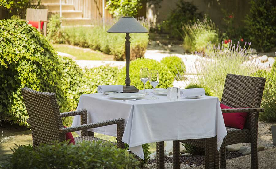 Hostellerie Le Cèdre