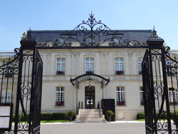 Stay at the Château de Rilly