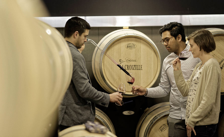 Château La Croizille - Cellar tour