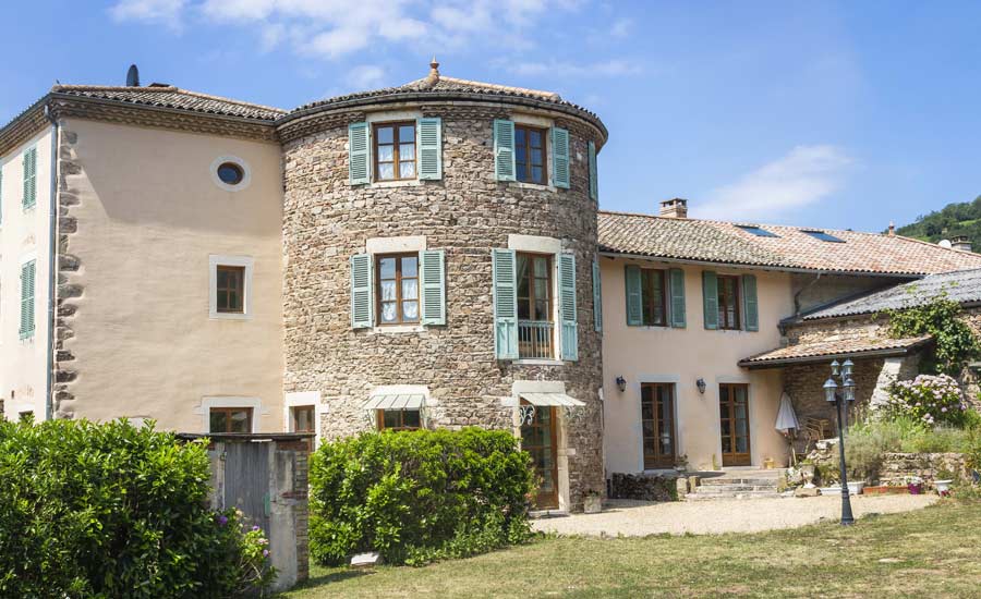 Chambre d’hôtes La Tour - Beaujolais - Hébergement