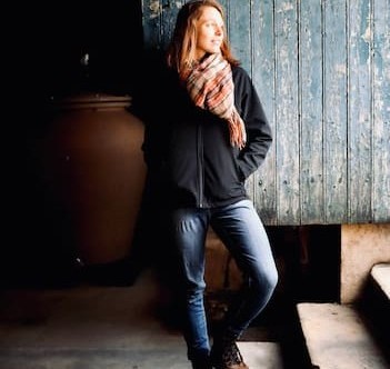 Chateau Bellevue - Elodie, cellar manager