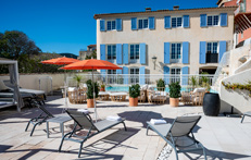 Hôtel surplombant le vignoble de Bandol