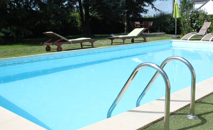 Maison Rouge - Piscine - Bourgogne