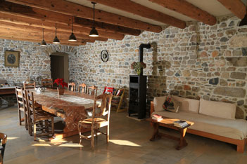 Stay at Le Nid Beaujolais