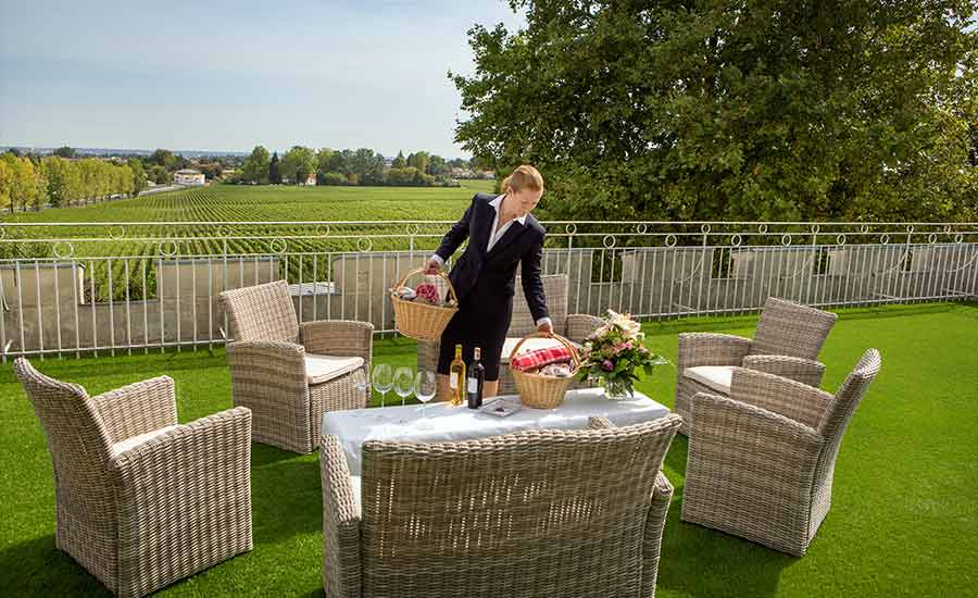 Château Pape Clément - Wine tourism