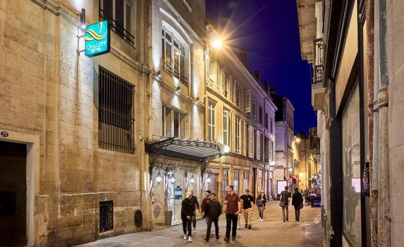 3-star hotel - City Centre Bordeaux
